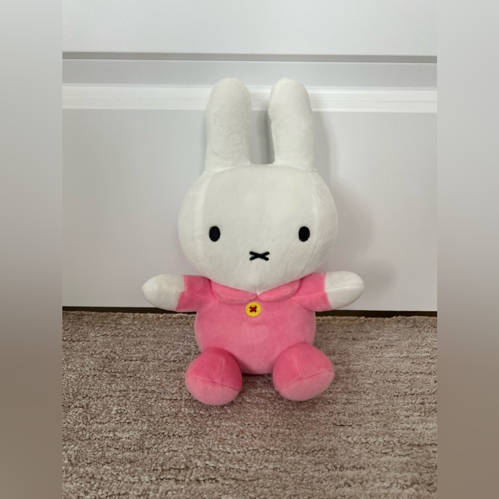 Brand new Miffy Plush - Stuffed animal